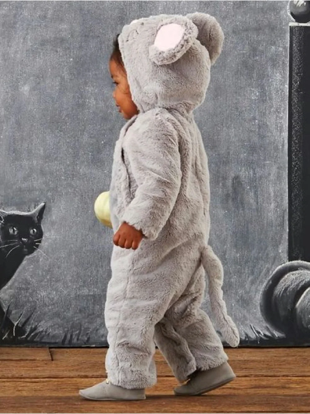 🐭 Pottery Barn Kids Light Gray mouse